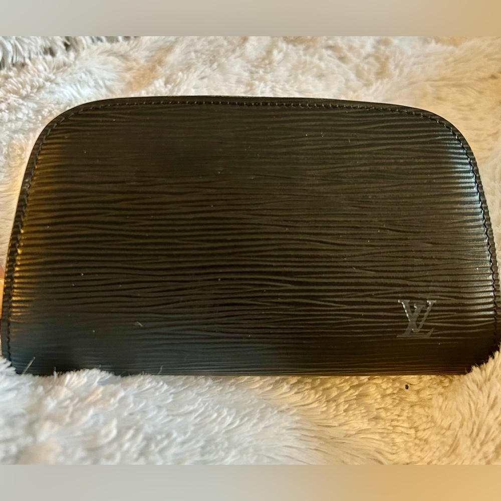 Authentic Louis Vuitton Dauphine 17 Cosmetic Pouch, Black